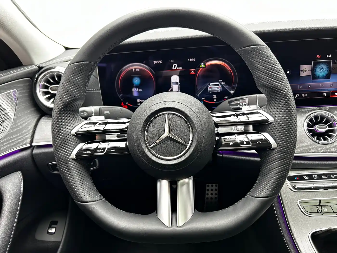 MERCEDES-BENZ CLS