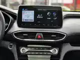 Photo 16 - Hyundai Santa Fe