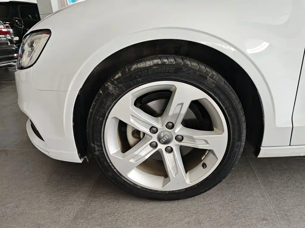Фото 23 - Audi A3