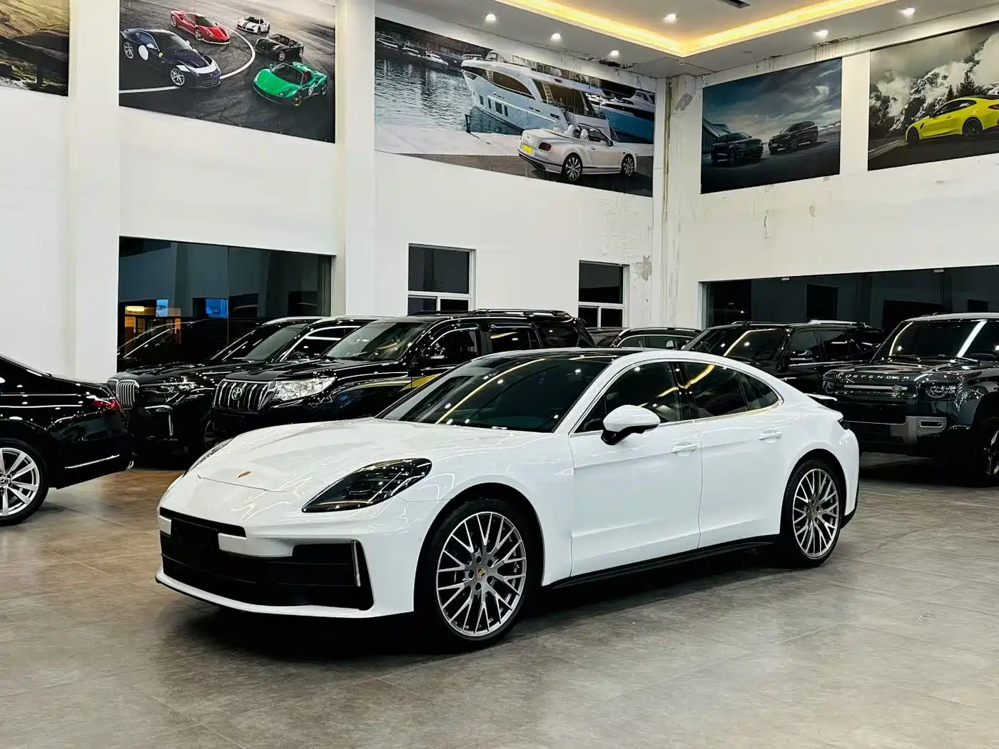 PORSCHE PANAMERA 2025