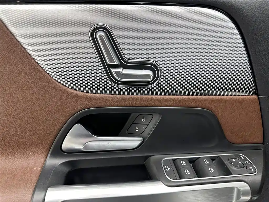 Mercedes-Benz GLB 2023 GLB 200 Style фото 24