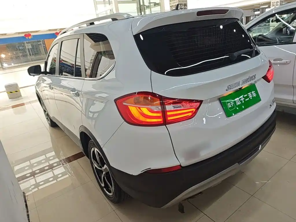 SWM Motor SWM X7 2018 2017 1.5T Automatic Smart Enjoy 7-seater