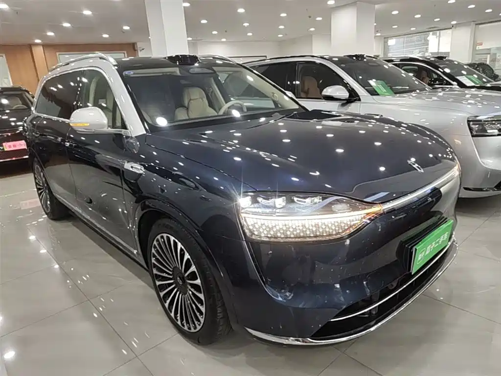 AITO Wenjie AITO M9 2025 Extended Range Ultra 52kWh 6-Seater фото 4