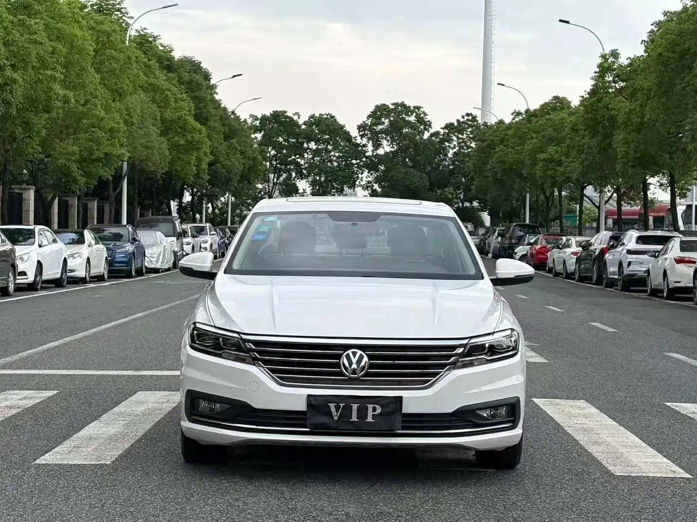Volkswagen Lavida 2019 1.5L Manual Comfort Edition China VI фото 2