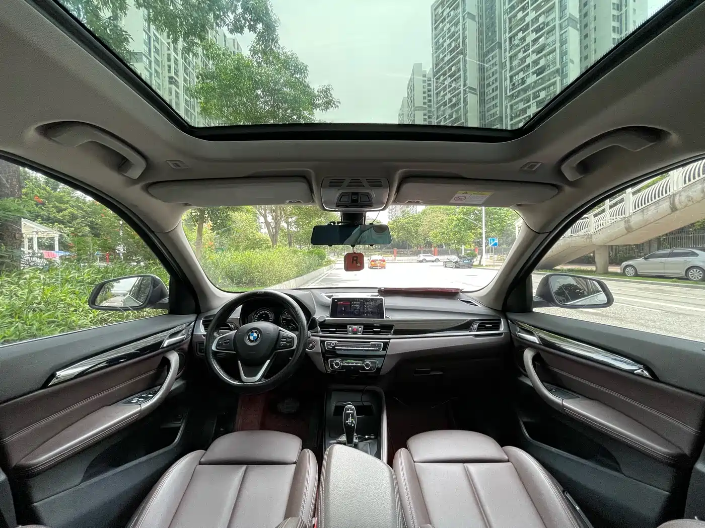 BMW X1 2020 sDrive20Li Fashion Model фото 12