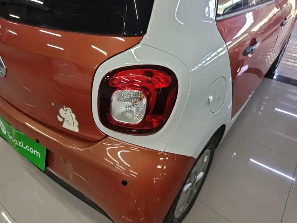 smart forfour 2019 2018 1.0L 52kW Agile Edition