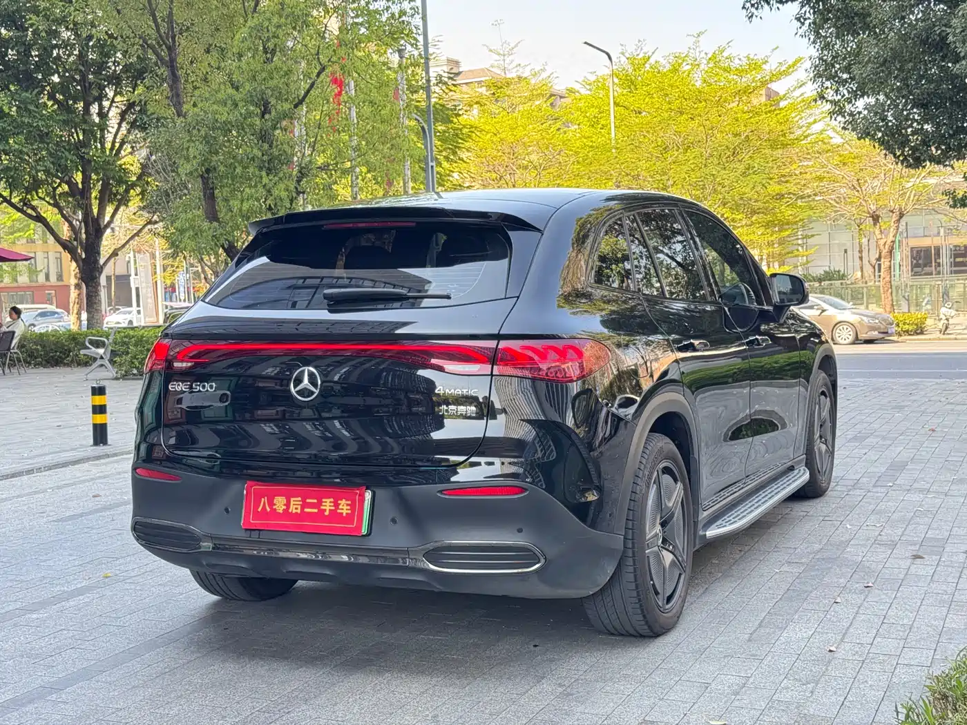 MERCEDES-BENZ EQE SUV