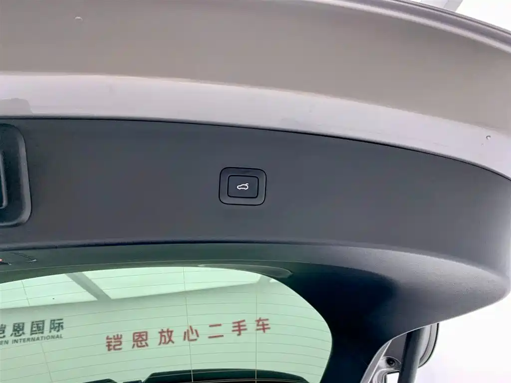 XIAOMI CAR XIAOMI YU7