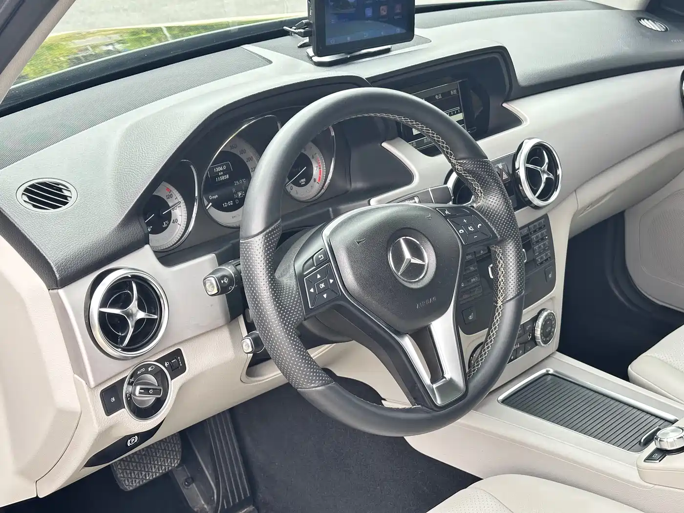 Mercedes-Benz GLK-Class 2013 GLK 300 4MATIC Dynamic Sunroof фото 9