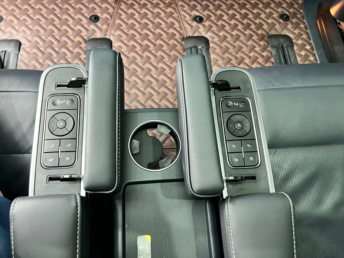 GAC Trumpchi Trumpchi M8 2021 Master Series 390T Ultimate Edition фото 33