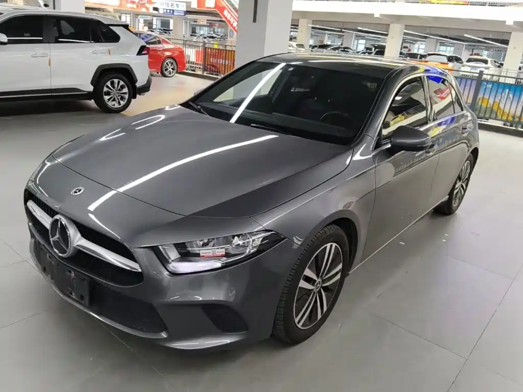 MERCEDES-BENZ CLASS A (IMPORTED)