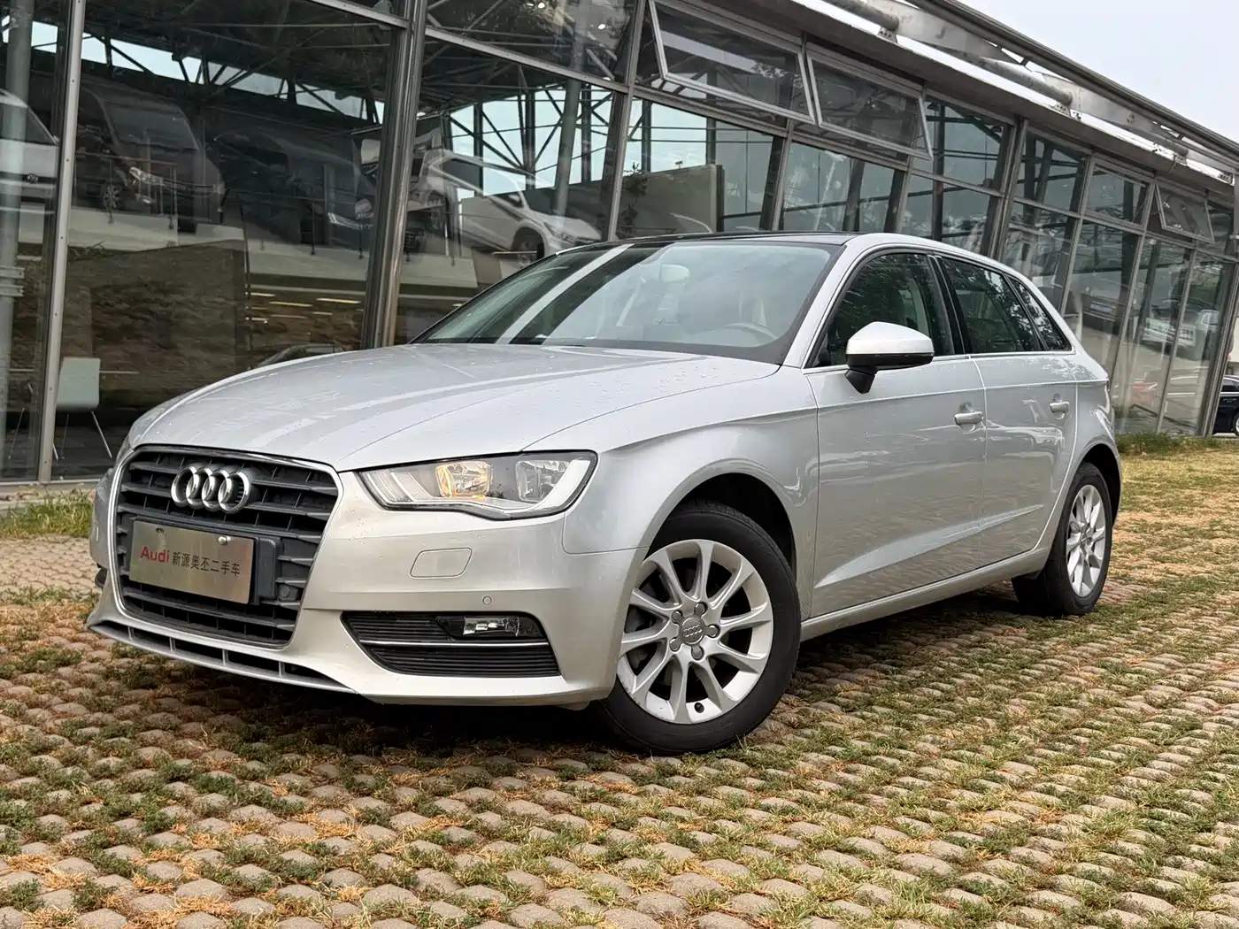 Audi A3 2015 2014 Sportback 35 TFSI Automatic Progressive