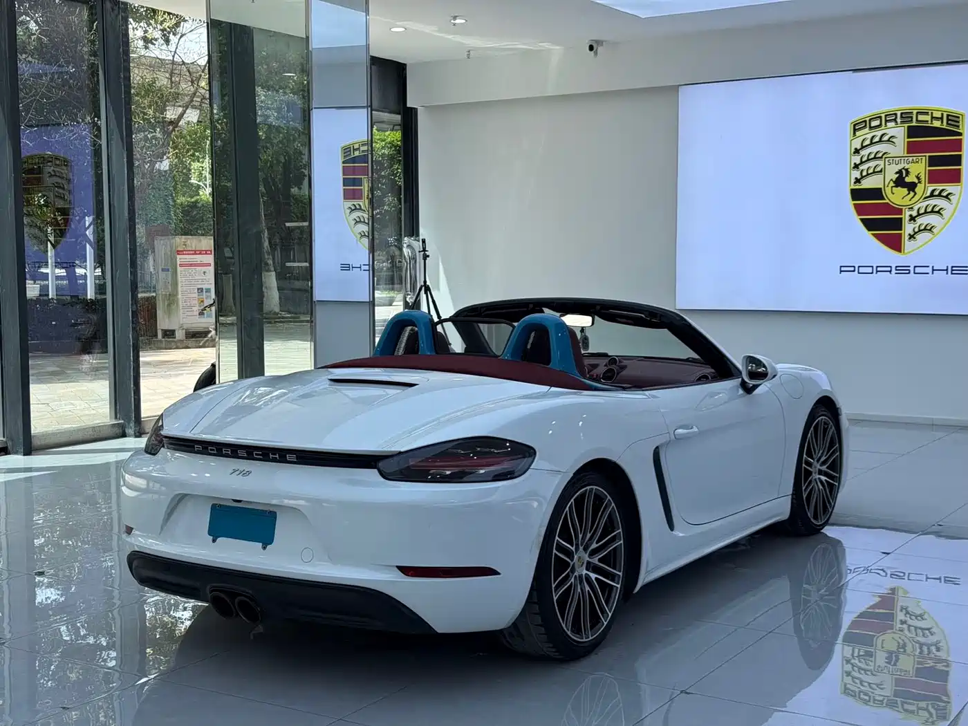 Porsche 718 2018 Boxster 2.0T фото 4