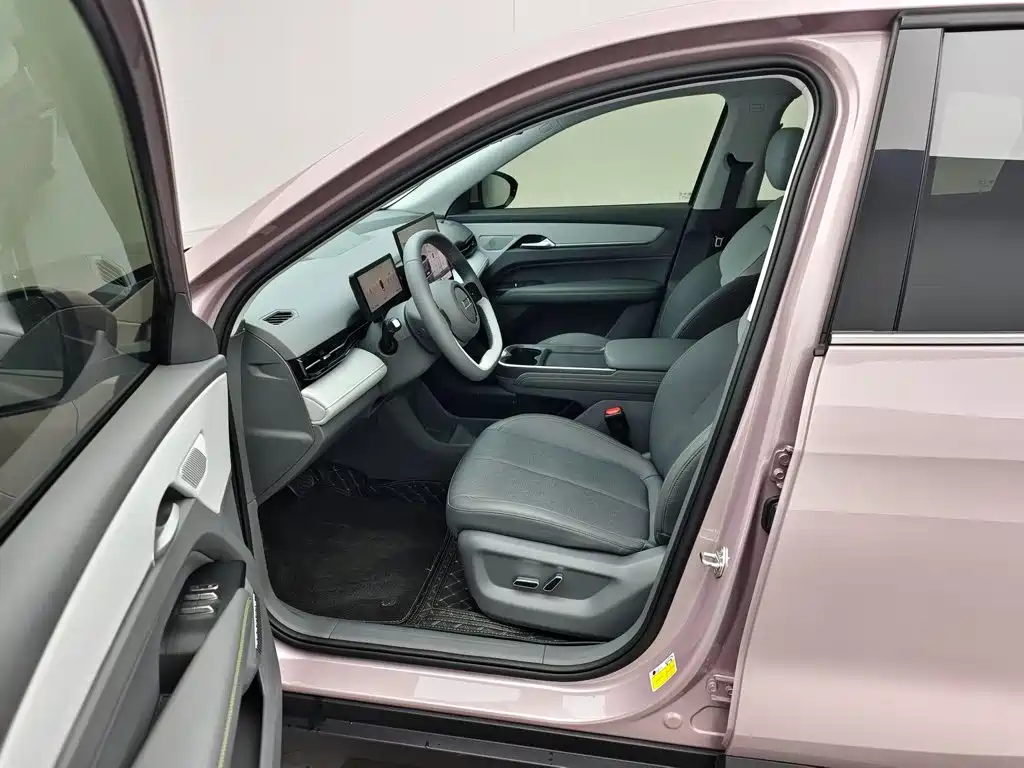 Besturn Yueyi 03 2026 2025 Model 445km Delight Edition