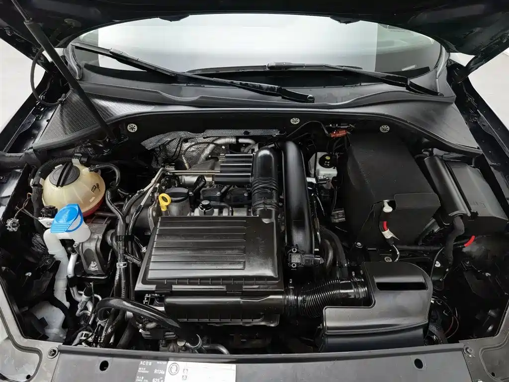 Volkswagen Passat 2017 280TSI DSG Prestige фото 6