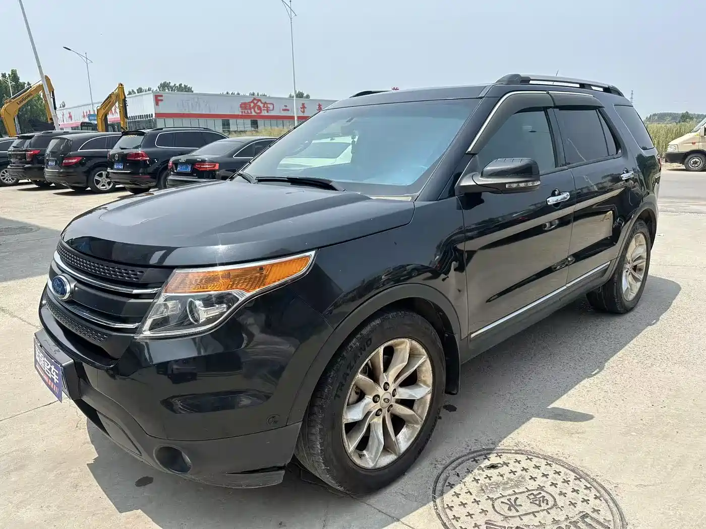 Ford Explorer (Import)