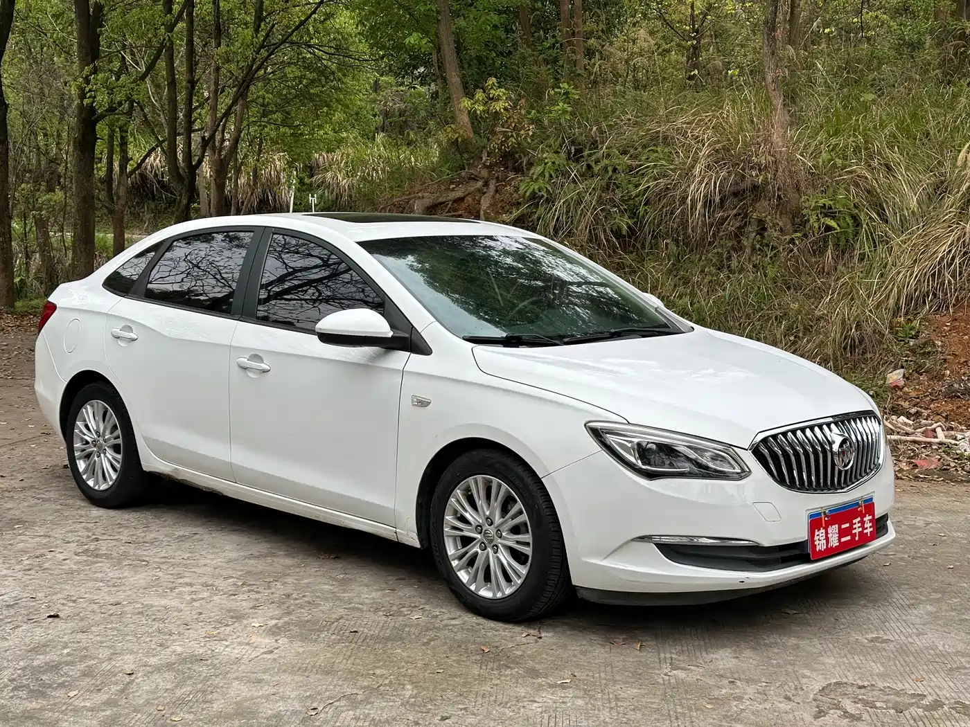 Buick Excelle 2015 15N Automatic Elite фото 3