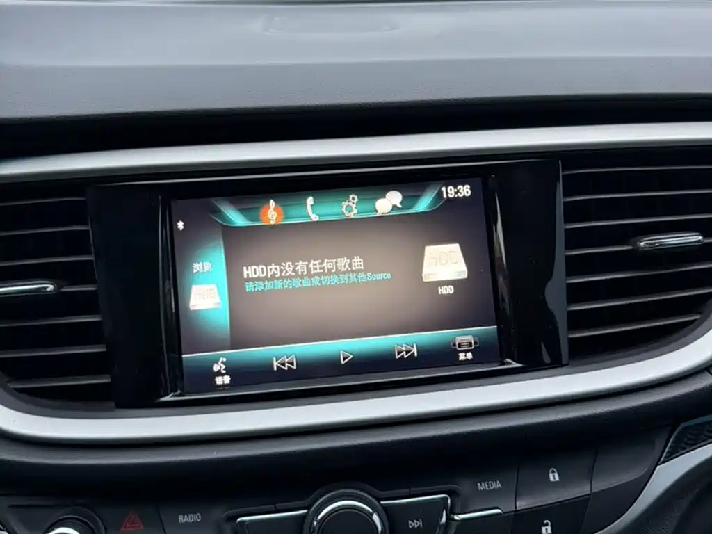 Фото 20 - Buick Excelle