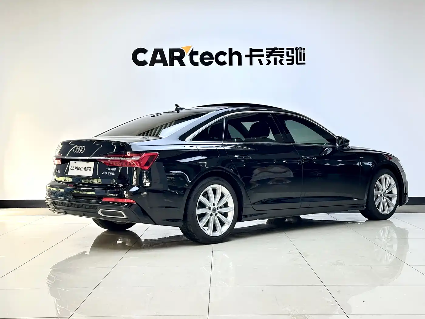 Audi A6L 2021 45 TFSI Exclusive Sport фото 4