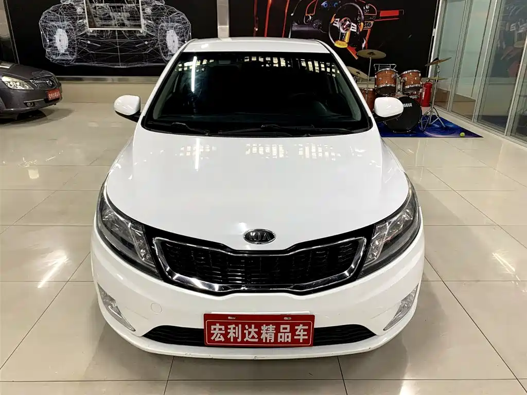 Kia K2 2012 Sedan 1.4L AT GLS Commemorative Edition