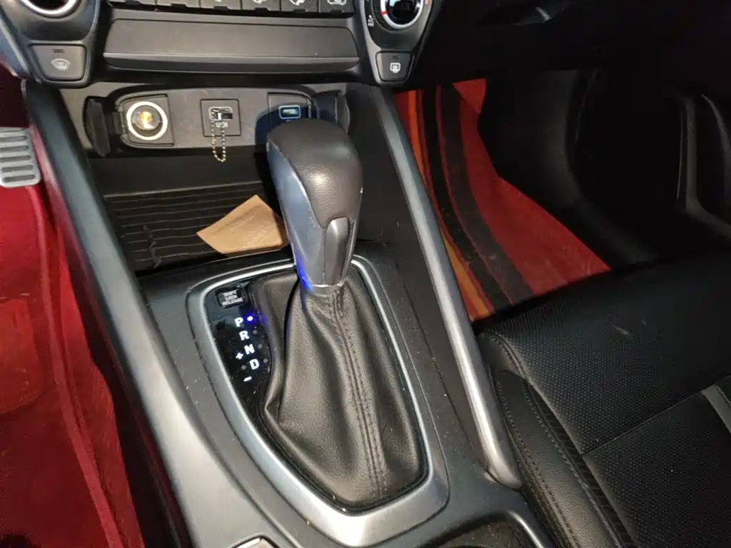 Hyundai Fista 2019 280TGDi Sport Edition China VI фото 14