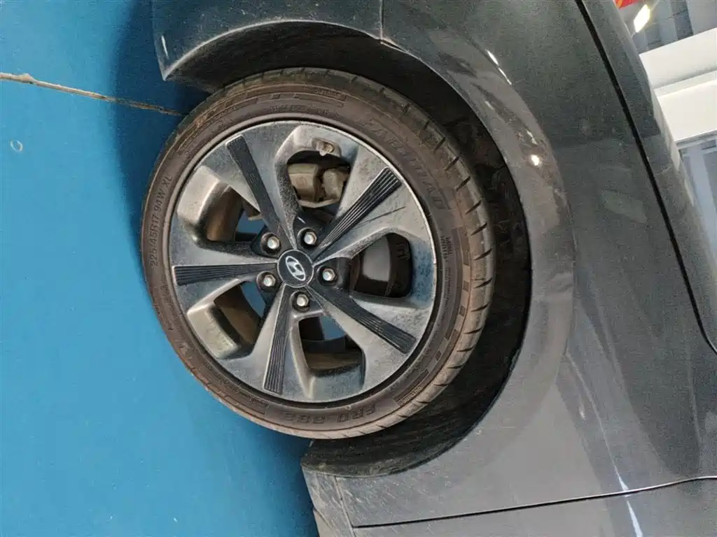 Hyundai Fista 2019 280TGDi Sport Edition China VI фото 23