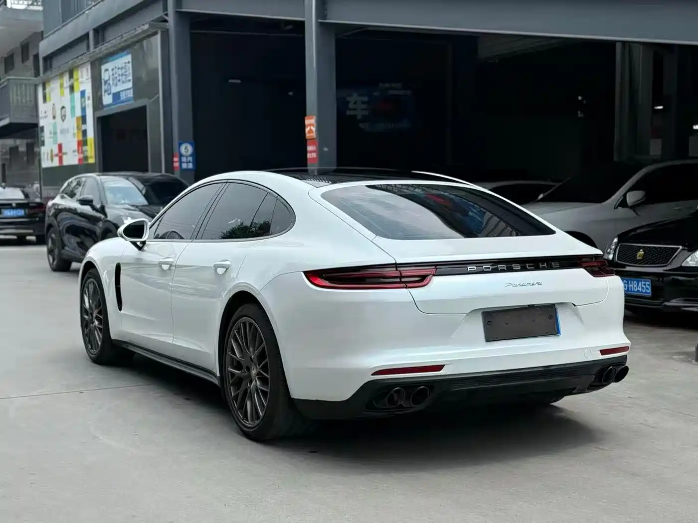 Porsche Panamera 2019 Panamera 2.9T фото 8