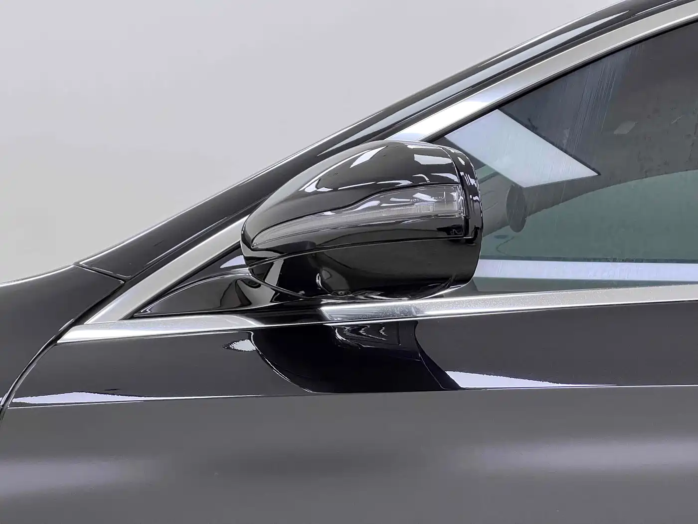 Mercedes-Benz E-Class 2023 Facelift E 300 L Luxury фото 10