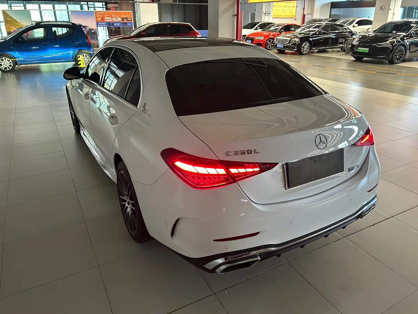Фото 4 - Mercedes-Benz C-Class
