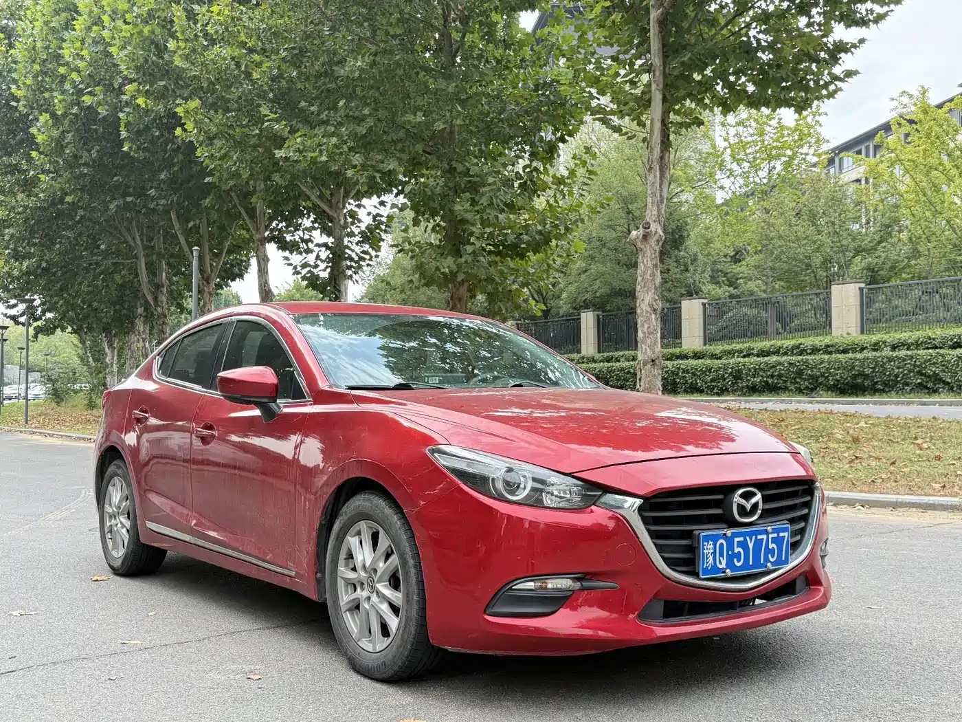 صورة 3 - Mazda Mazda 3