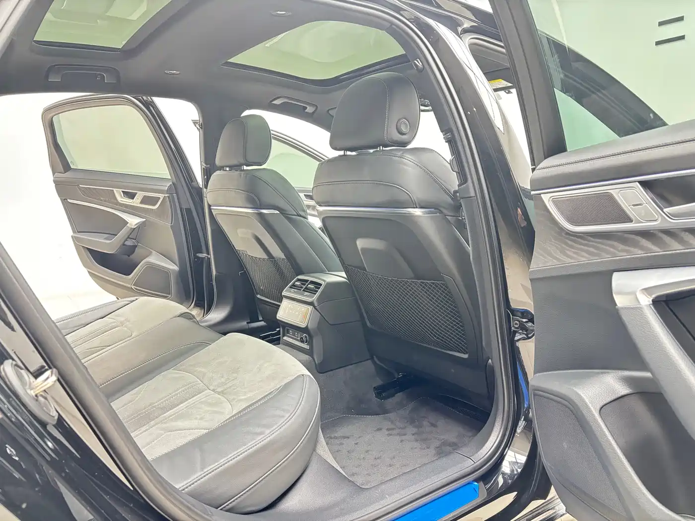 Audi A6L 2024 45 TFSI quattro Premium Dynamic фото 13