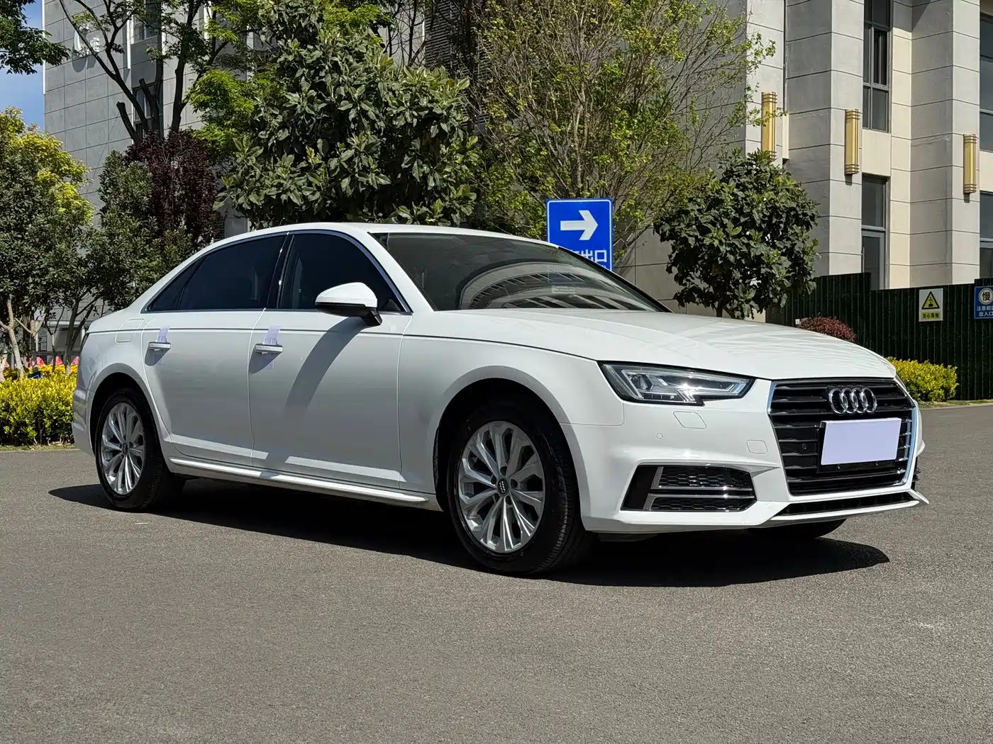 Audi A4L 2019 40 TFSI Progressive (China VI) фото 3