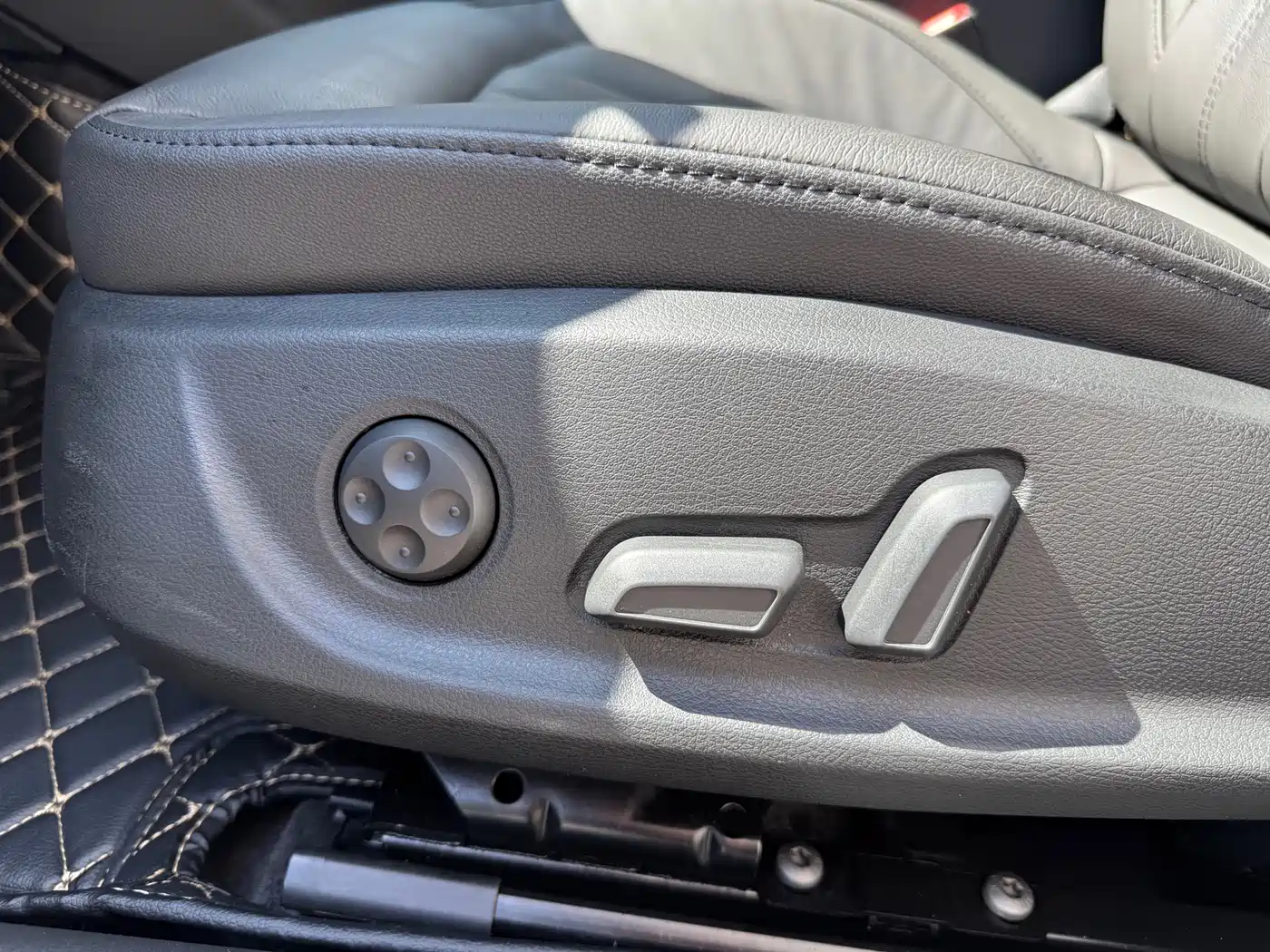 Audi A4L 2019 40 TFSI Progressive (China VI) фото 15