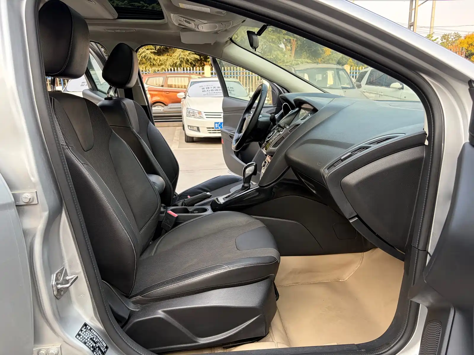 Фото 6 - Ford Focus
