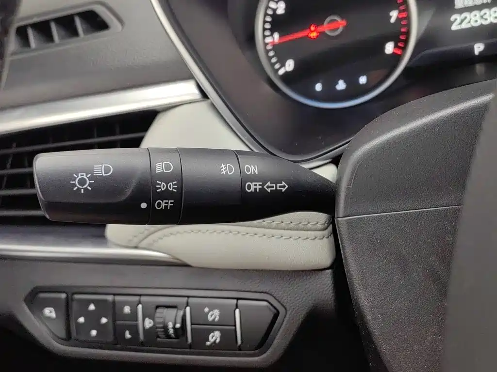 Baojun 530 2019 2018 Model 1.5T DCT Flagship (China V)