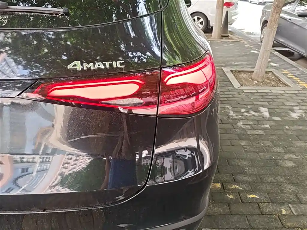 Mercedes-Benz GLC 2023 GLC 260 L 4MATIC Dynamic 7-Seater фото 8