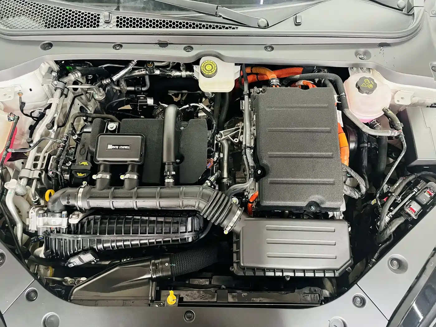 BYD Seal 06 New Energy 2024 DM-i 120KM Honor фото 15