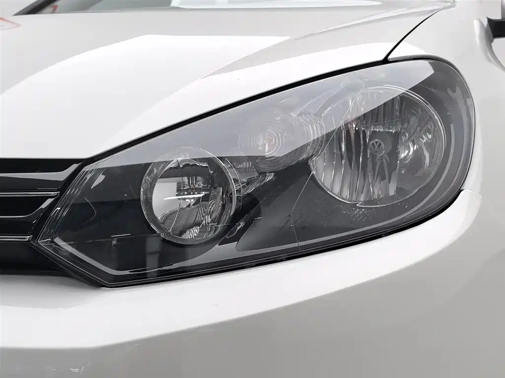 Volkswagen Golf 2012 1.6 Manual Comfort Type фото 7