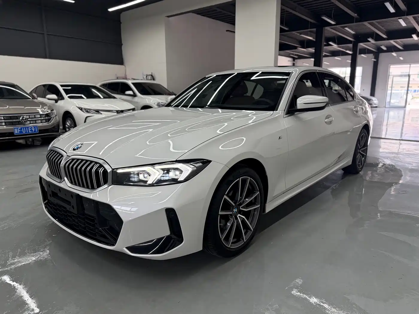 BMW 3 Series 2024 320Li M Sport Package
