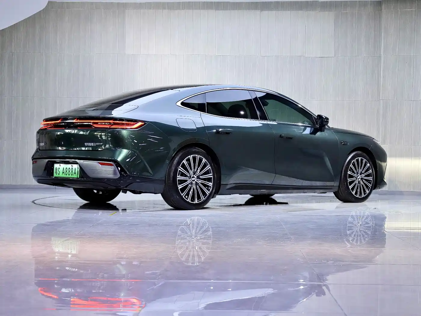 GEELY GALAXY GALAXY SPARKLE 8