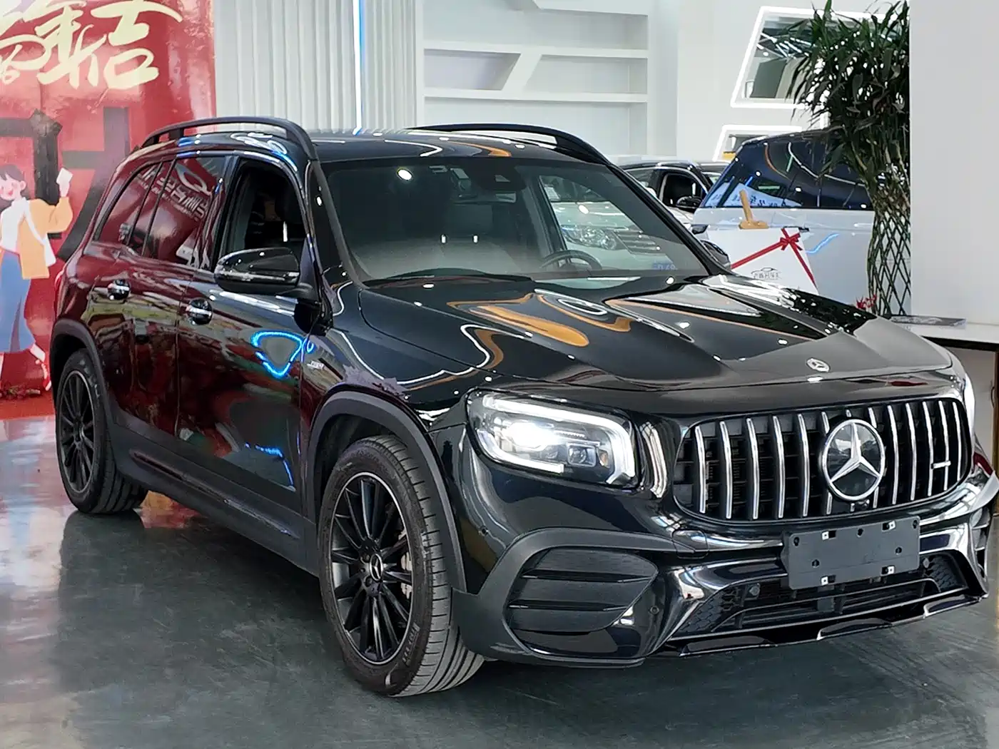 MERCEDES-BENZ GLB AMG