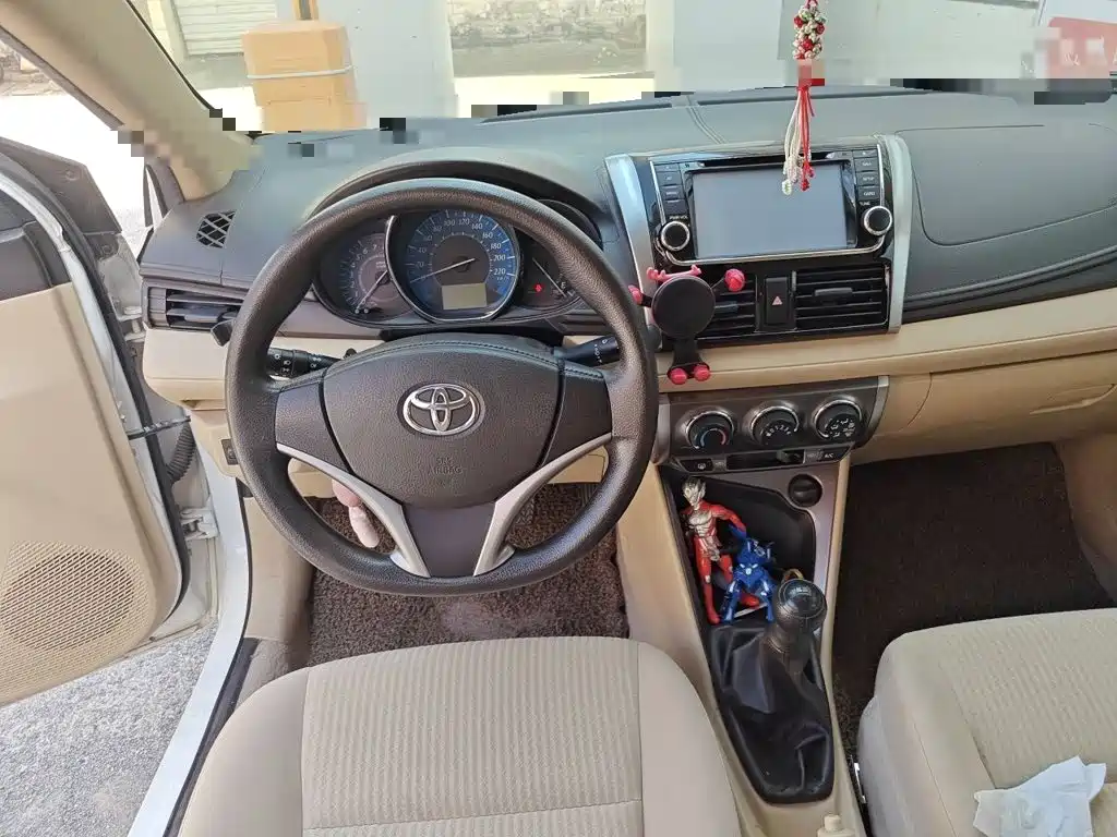 Toyota YARiS L Zhi Xuan 2014 2014 1.5G Manual Dynamic Edition