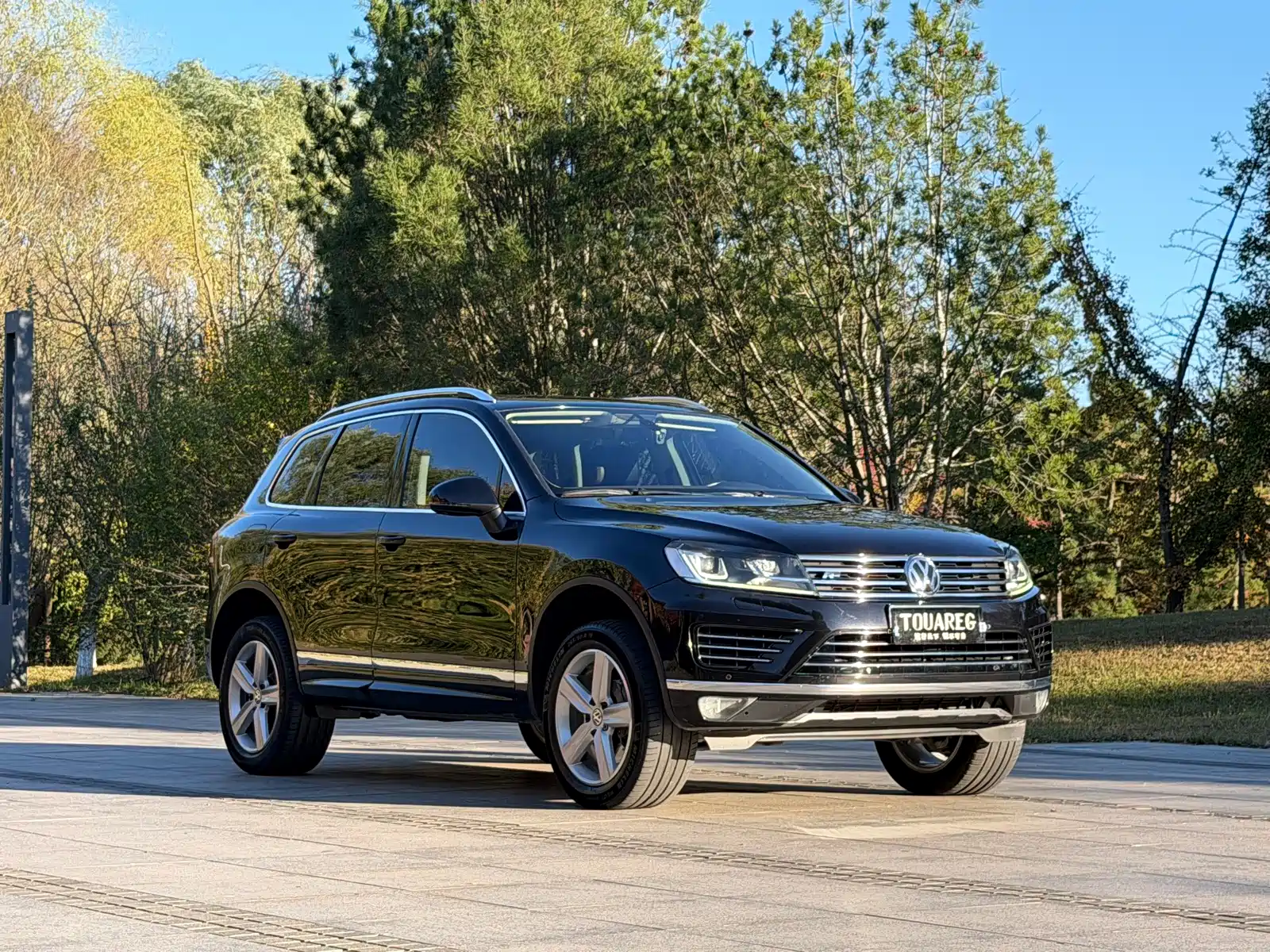 Фото 3 - Volkswagen Touareg