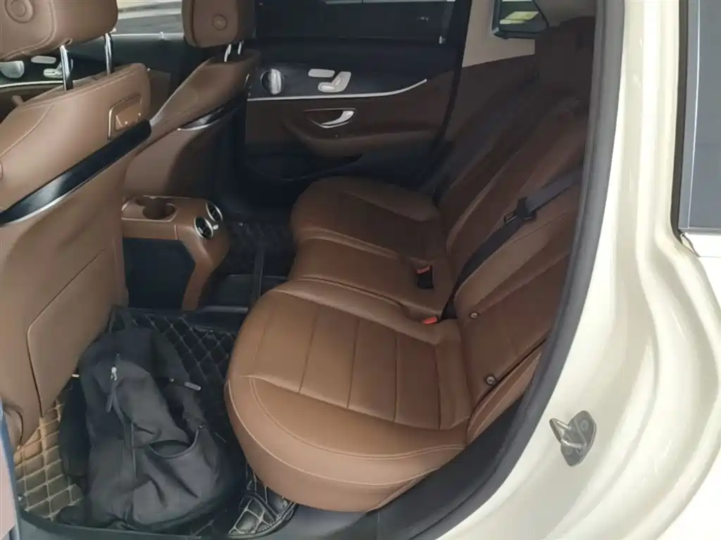 Mercedes-Benz E-Class 2019 E 300 L Sport Luxury фото 17