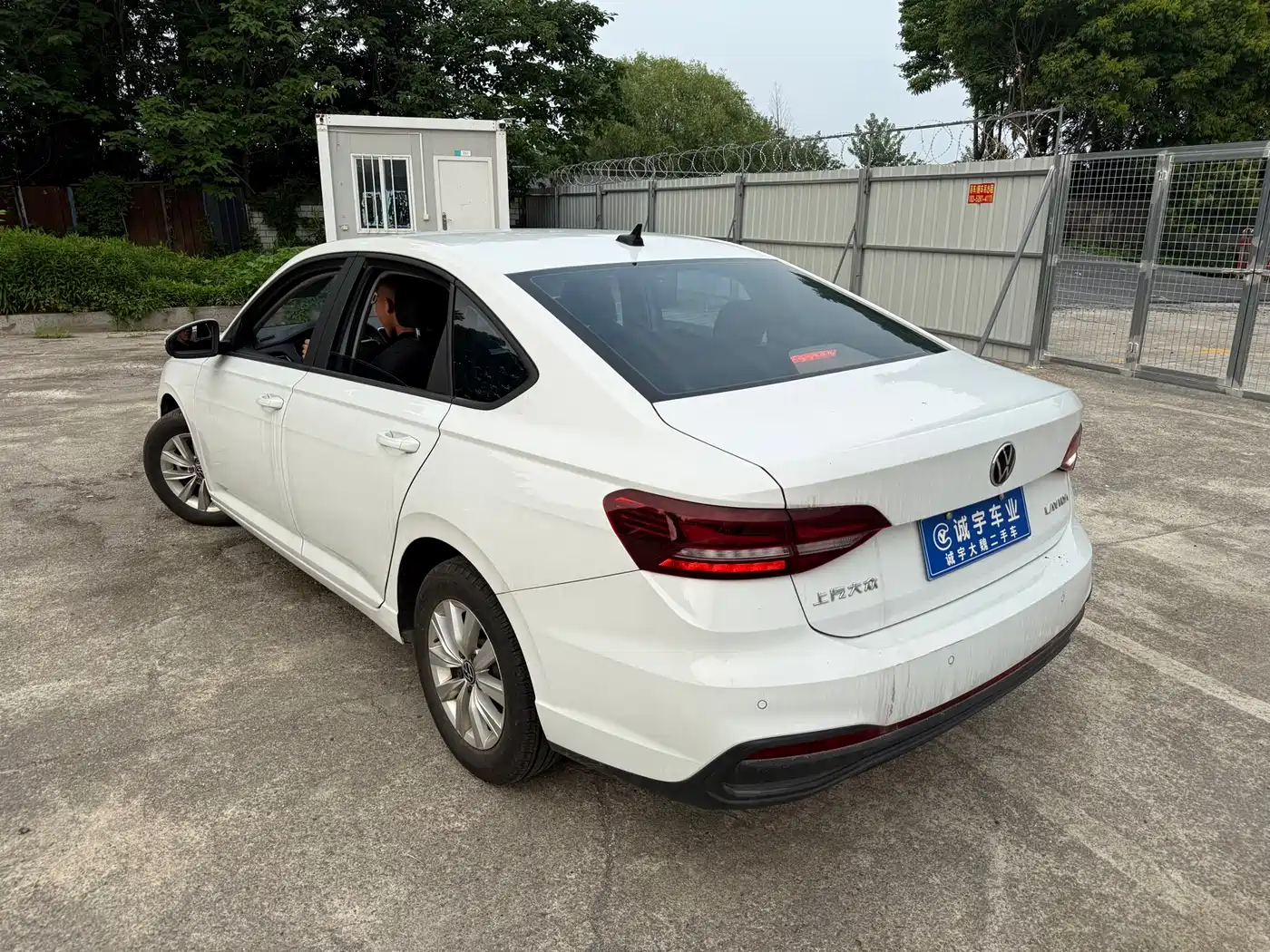 Volkswagen Lavida 2024 Model 1.5L Automatic Delight Edition фото 11