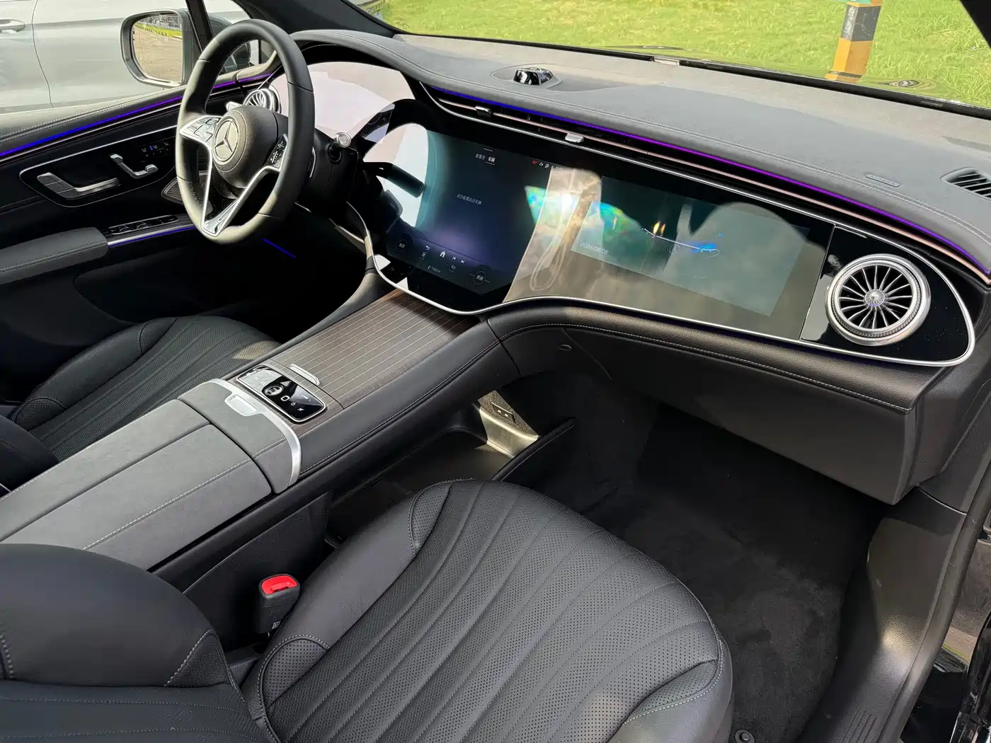 Mercedes-Benz EQS SUV 2026 2025 Model 500 4MATIC