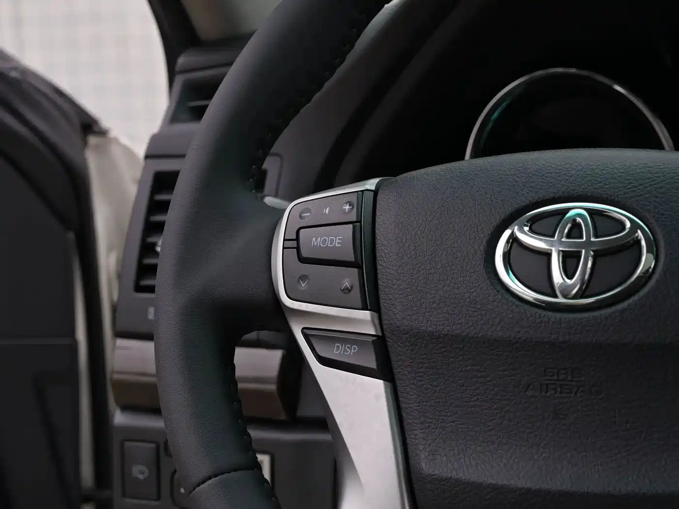 Toyota Reiz 2013 2.5V Elite Edition фото 14