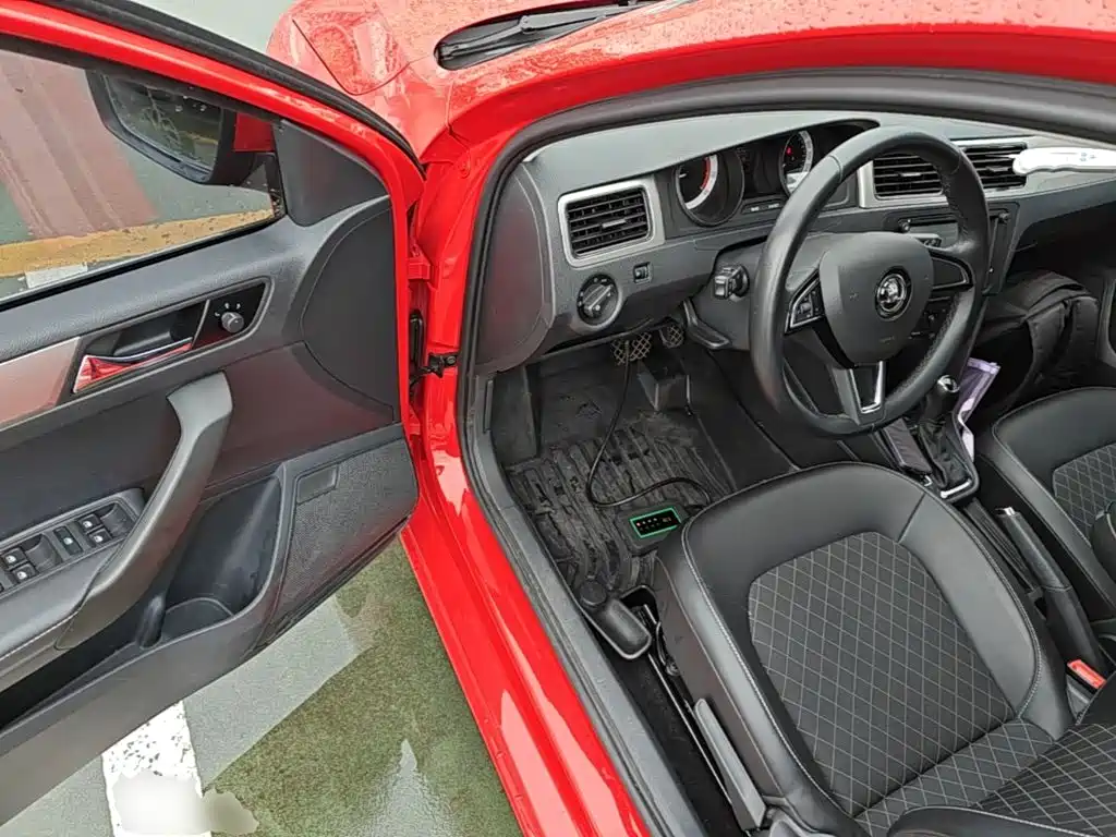 Škoda Skoda Rapid Spaceback 2020 2019 Facelift 1.5L Automatic Comfort Version China VI