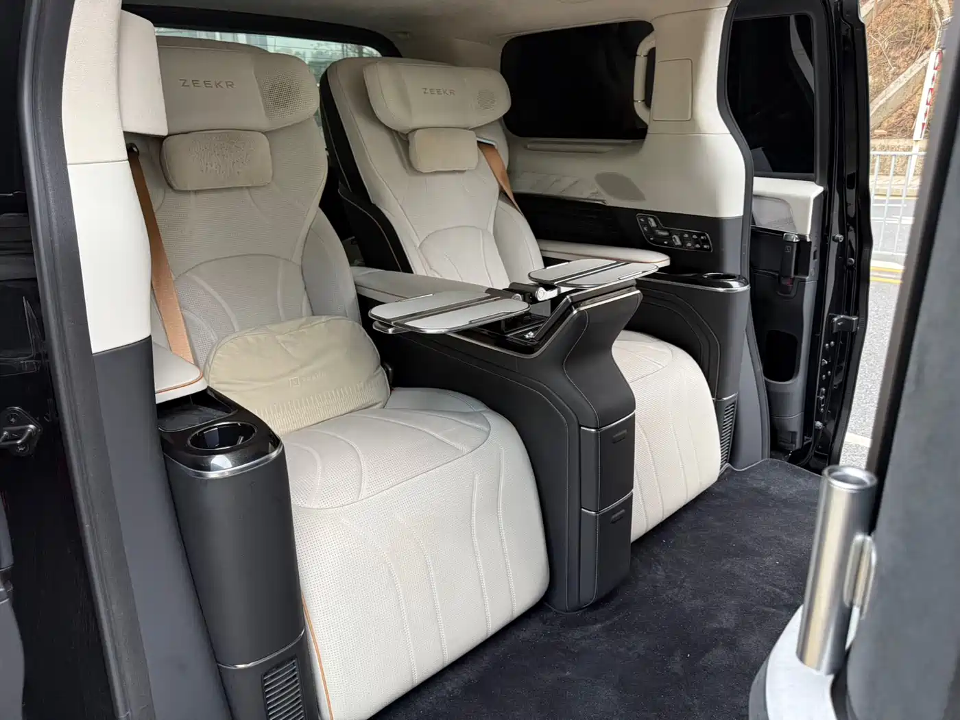 ZEEKR EXTREME KRYPTON 009