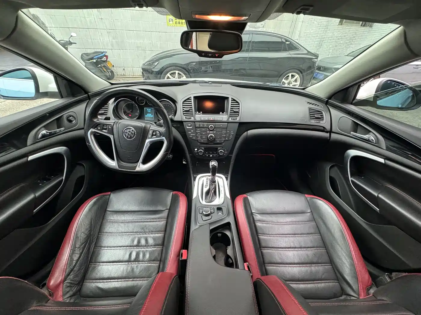 Buick Regal 2011 GS 2.0T Super Sport Edition фото 8